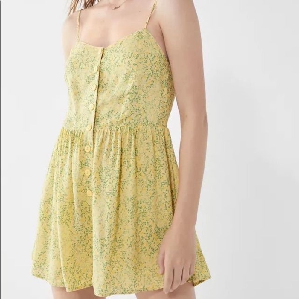 Urban outfitters yellow flowered summer romper size small